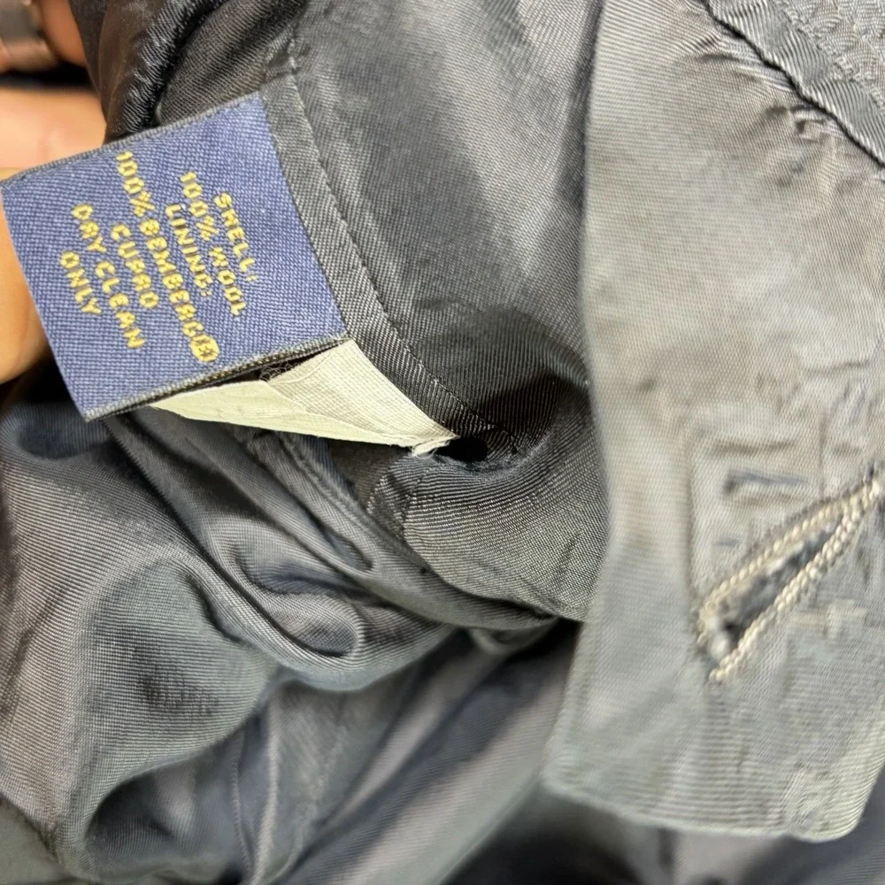 Brooks Brothers decent has